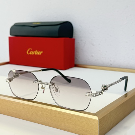 Cartier AAA Quality Sunglasses in 209308