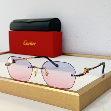 Cartier AAA Quality Sunglasses in 209314