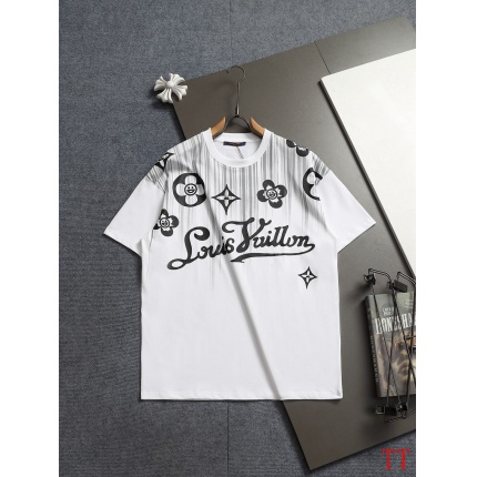 Louis Vuitton T-Shirts for Men in 209683