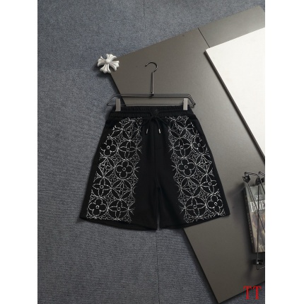 Louis Vuitton Short Pants For Men in 209709