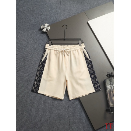 Louis Vuitton Short Pants For Men in 209712