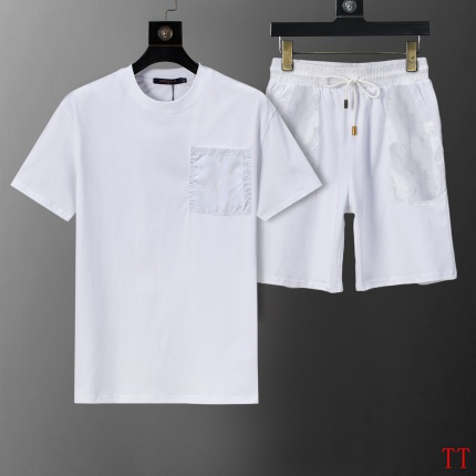 Louis Vuitton Short Tracksuits For Men in 209811