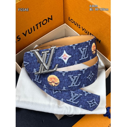 Louis Vuitton AAA Belts in 210000