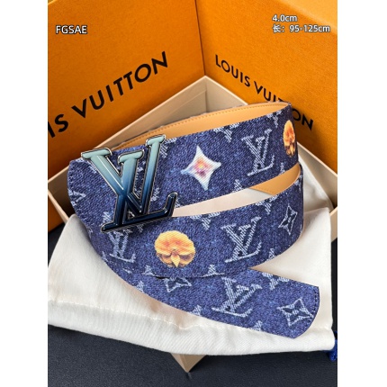Louis Vuitton AAA Belts in 210001