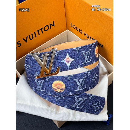 Louis Vuitton AAA Belts in 210003