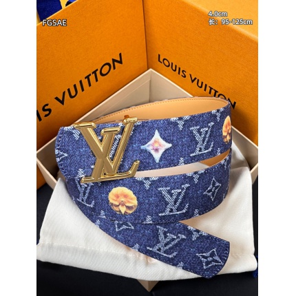 Louis Vuitton AAA Belts in 210008