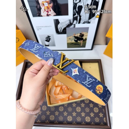 Louis Vuitton AAA Belts in 210022