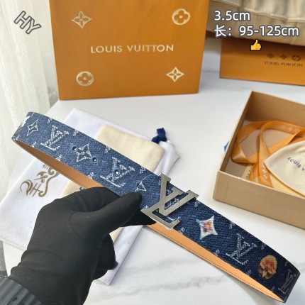 Louis Vuitton AAA Belts in 210033