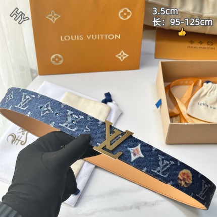 Louis Vuitton AAA Belts in 210035