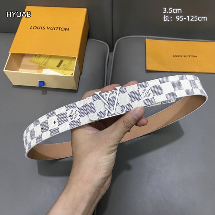 Louis Vuitton AAA Belts in 210083