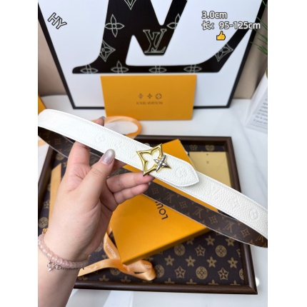 Louis Vuitton AAA Belts in 210086