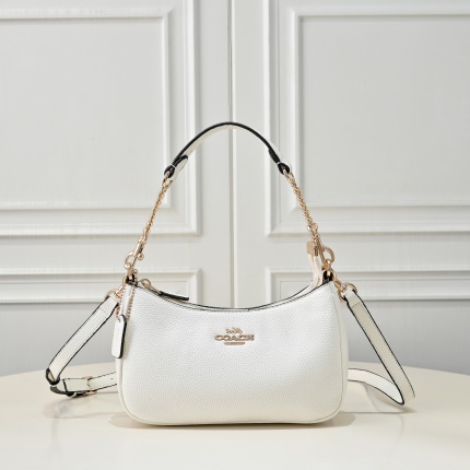 Coach Cross Bags in 210307