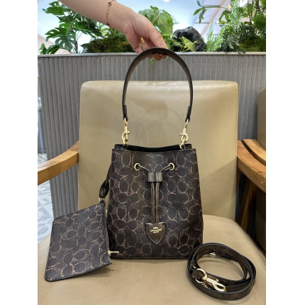 Coach Cross Bags in 210315