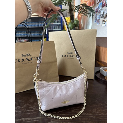 Coach Cross Bags in 210323