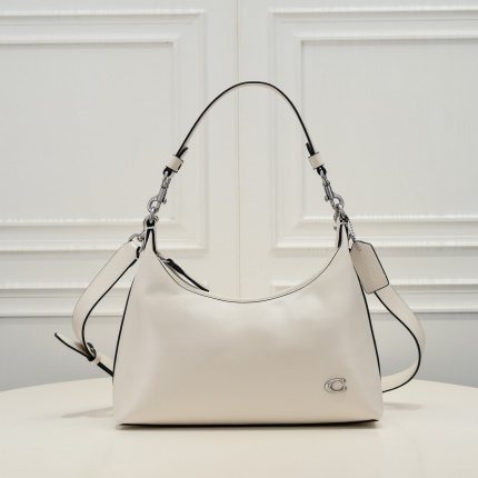 Coach Cross Bags in 210367