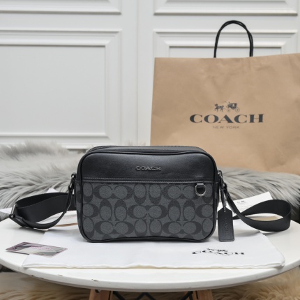 Coach Cross Bags in 210394