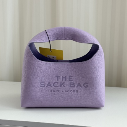 Marc Jacobs Bags in 210409