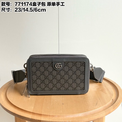 Gucci AAA quality Crossbody Mini Bags in 210562
