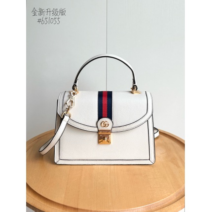 Gucci AAA Quality Handbags in 210593