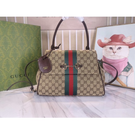Gucci AAA Quality Handbags in 210619