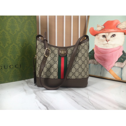 Gucci AAA Quality Handbags in 210624