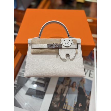 Hermes  AAA Quality Handbags in 210676