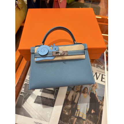 Hermes  AAA Quality Handbags in 210687