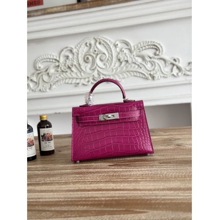 Hermes  AAA Quality Handbags in 210719