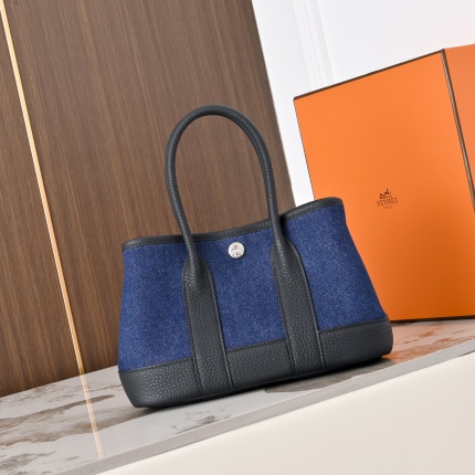 Hermes  AAA Quality Handbags in 210723