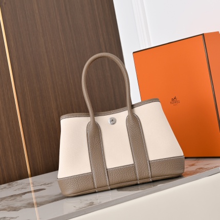 Hermes  AAA Quality Handbags in 210728