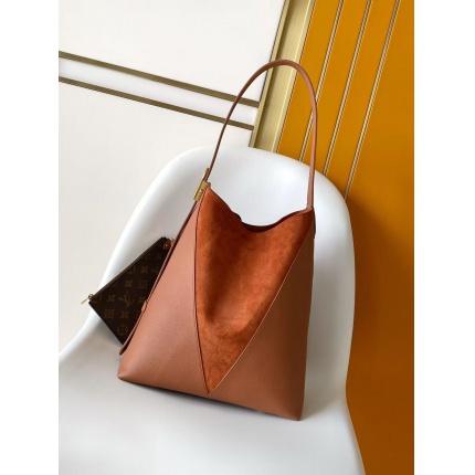 Louis Vuitton AAA Quality Handbags in 210846