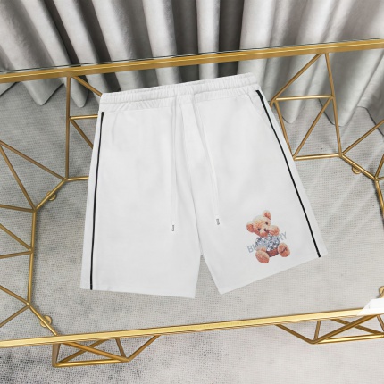 Burberry Short Pants For Men in 210879