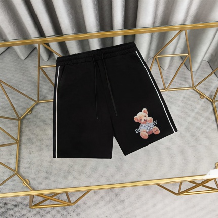 Burberry Short Pants For Men in 210880