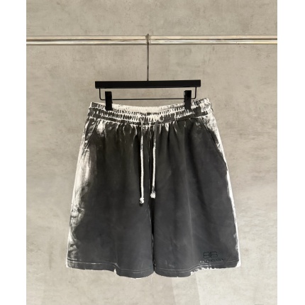 Balenciaga Pants in 210886