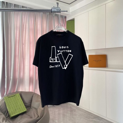 Cheap Louis Vuitton T-Shirts for Men in 210931, $30 USD- [IB210931] - Replica Louis Vuitton T-Shirts for Men