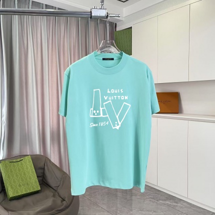 Louis Vuitton T-Shirts for Men in 210933