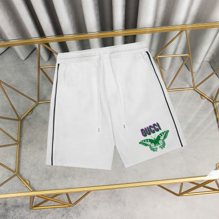 Gucci Short Pants For Men in 211009