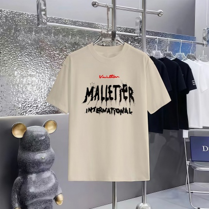 Louis Vuitton T-Shirts for Men in 211041
