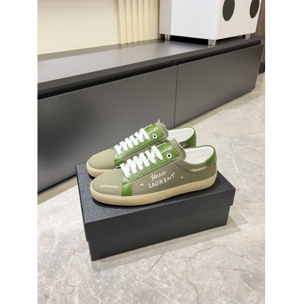Saint Laurent Shoes for Men in 211138