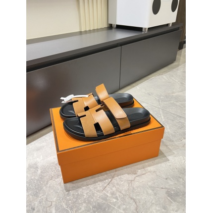 Hermes Slippers For Men in 211166