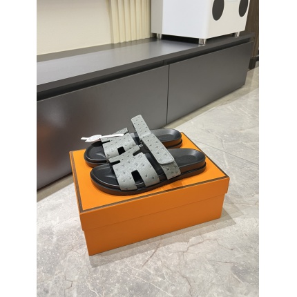 Hermes Slippers For Men in 211172