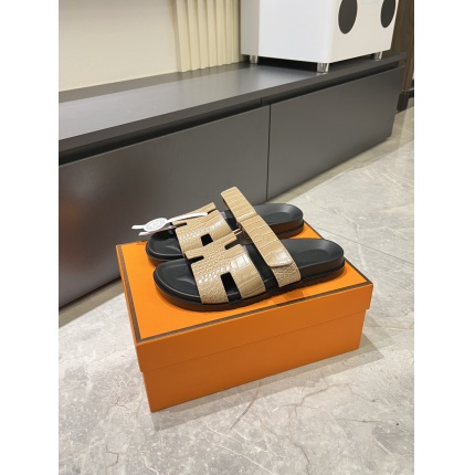 Hermes Slippers For Men in 211175