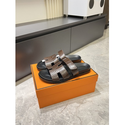 Hermes Slippers For Men in 211178