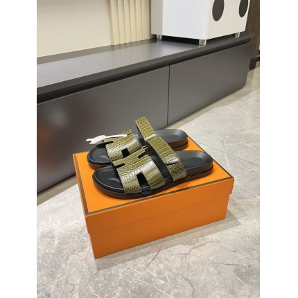Hermes Slippers For Men in 211180