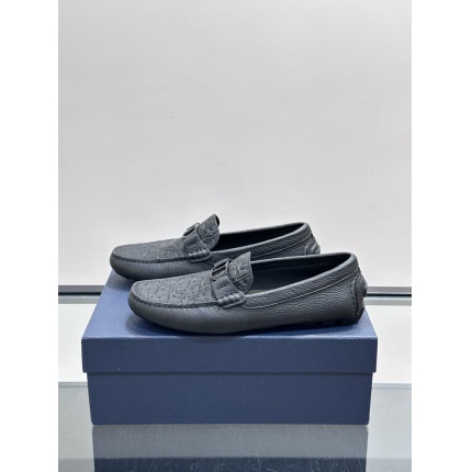 Dior Loafers For Men in 211197