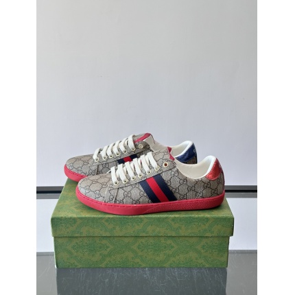 Gucci Casual Shoes For Men in 211217