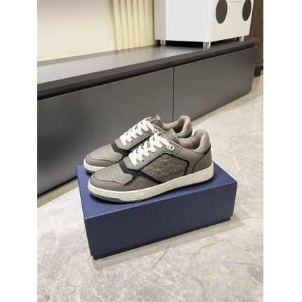 Dior Sneakers in 211298