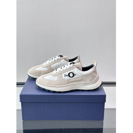 Dior Sneakers in 211344