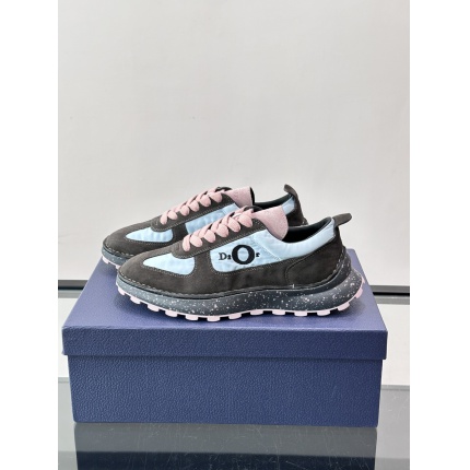 Dior Sneakers in 211345