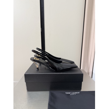 YSL Sandals For Women in 211418